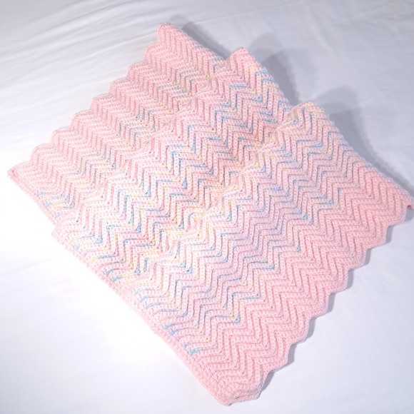 Vintage‎ Handmade Crochet Chevron Blanket Baby Nursery Pink/Blue/Yellow 36x38 - Picture 2 of 8